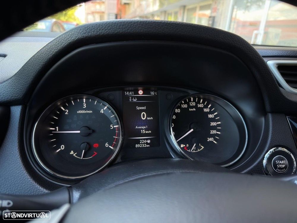 Nissan Qashqai 1.5 dCi Tekna Premium - 19