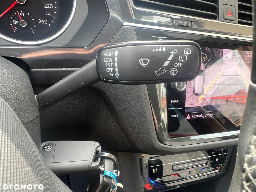 Volkswagen Tiguan 2.0 TDI SCR Life - 28