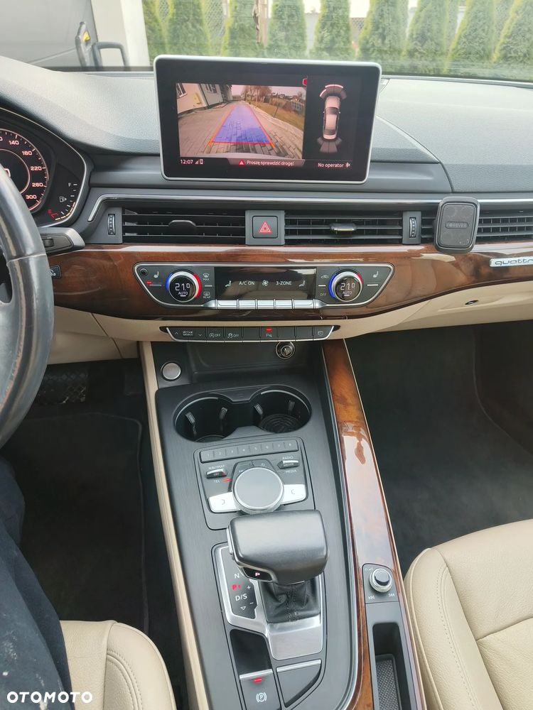 Audi A4 Limousine - 18
