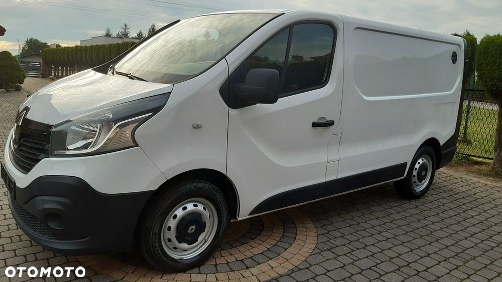 Renault Trafic - 21