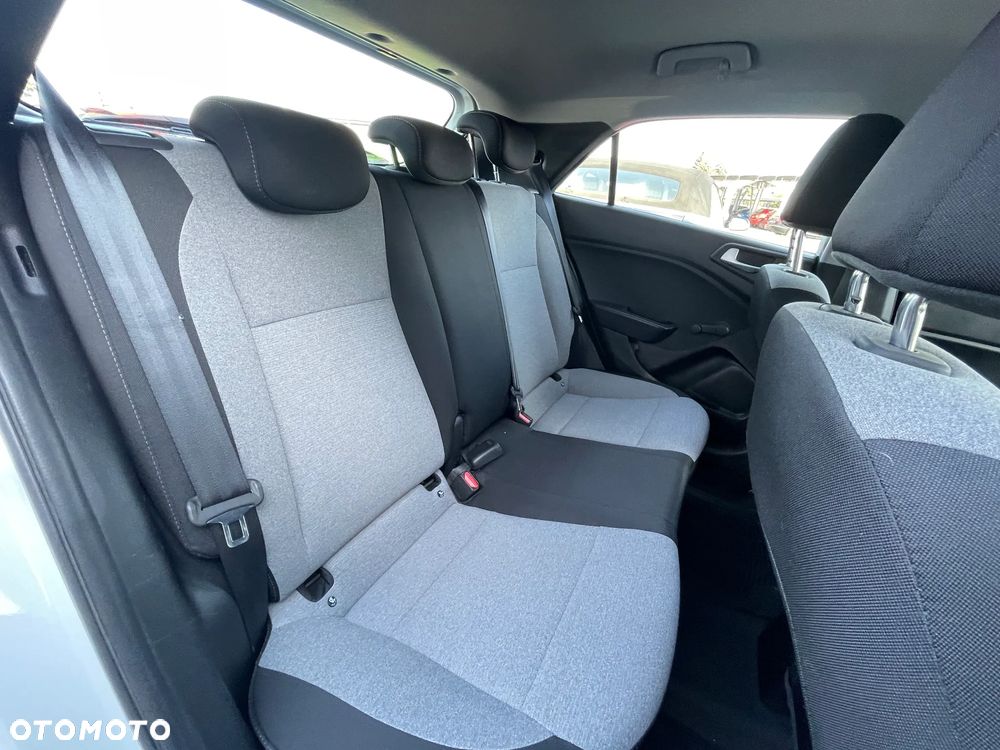 Hyundai i20 1.1 CRDi Passion - 12