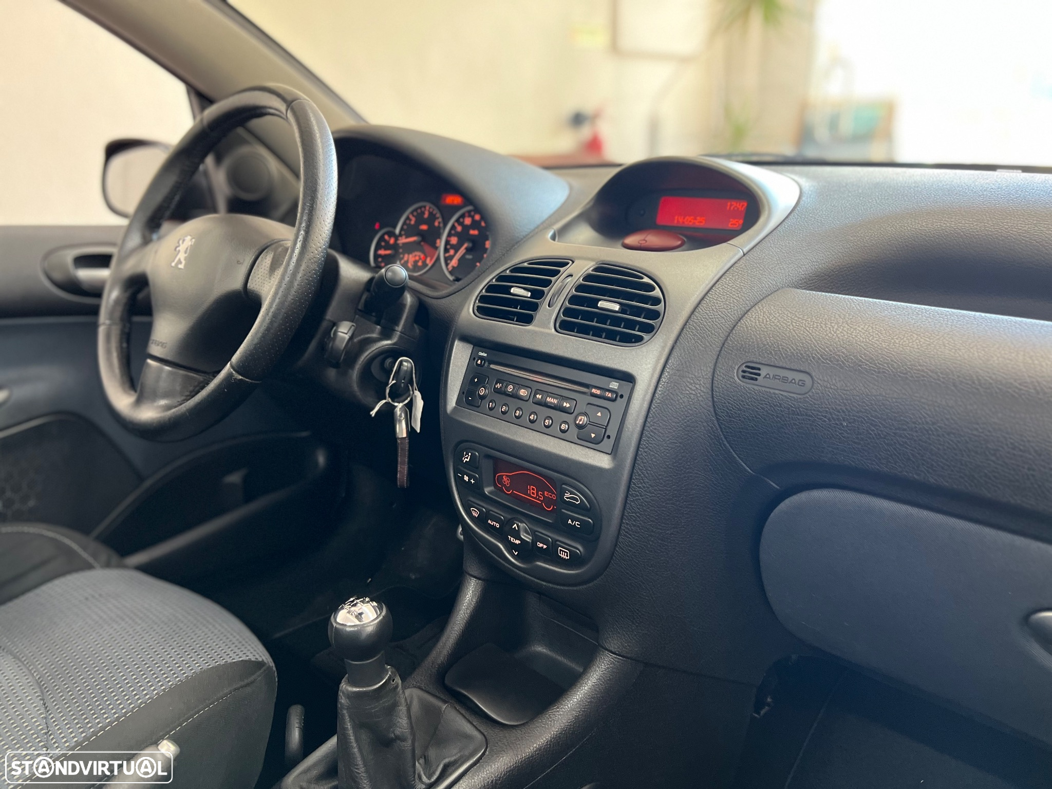 Peugeot 206 CC 1.6 HDi - 23