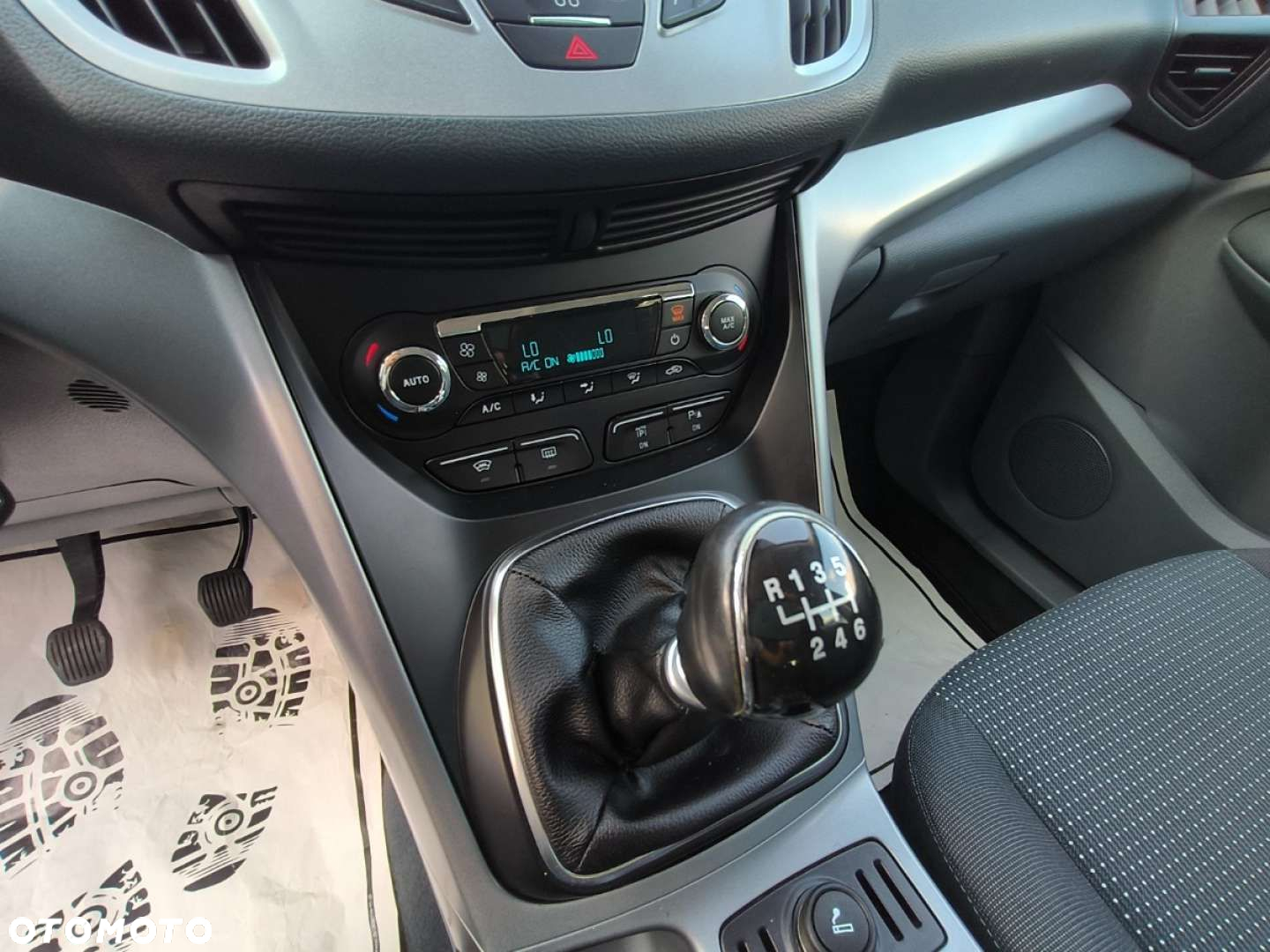 Ford C-MAX - 10