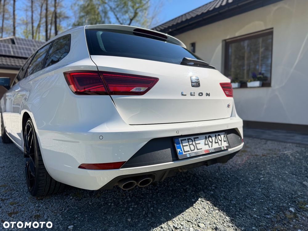 Seat Leon 2.0 TDI DPF Start&Stop DSG FR - 4