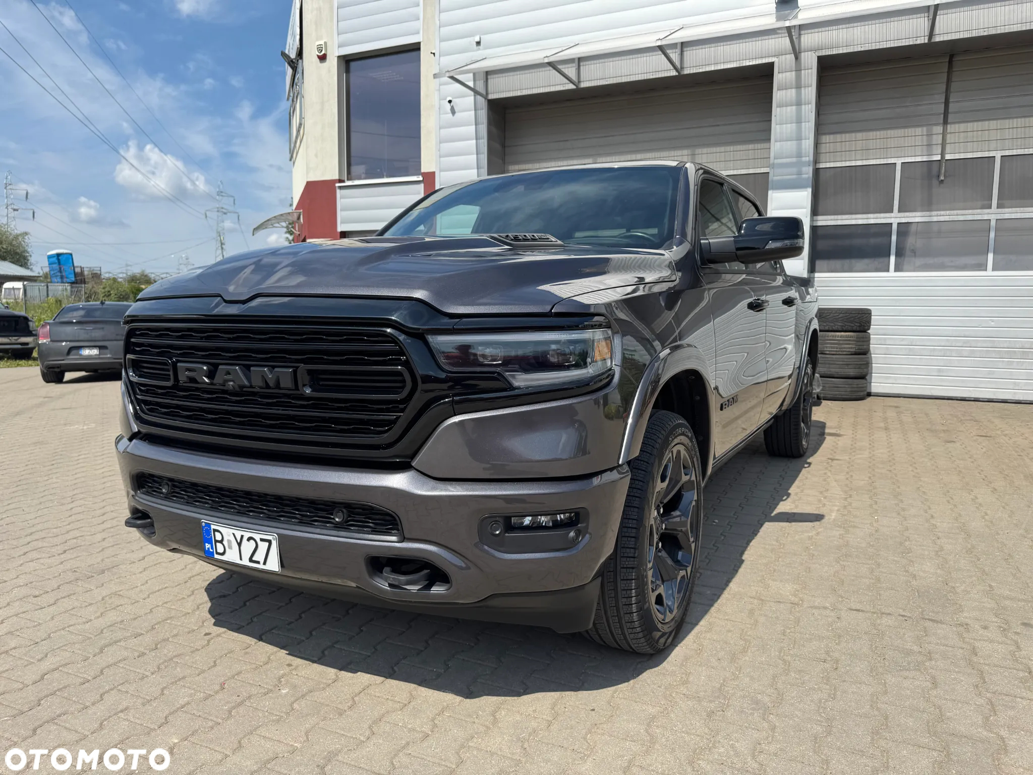 RAM 1500 Crew Cab Limited - 13
