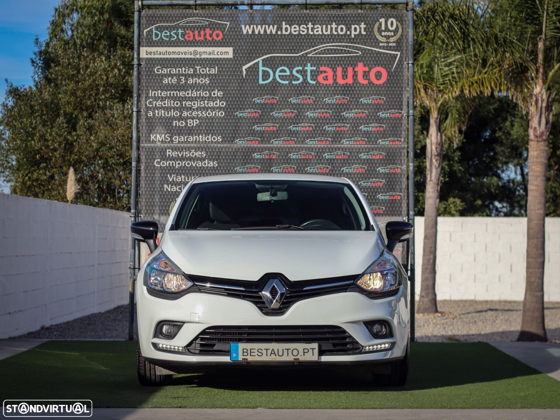 Renault Clio 0.9 TCe Limited Edition - 1