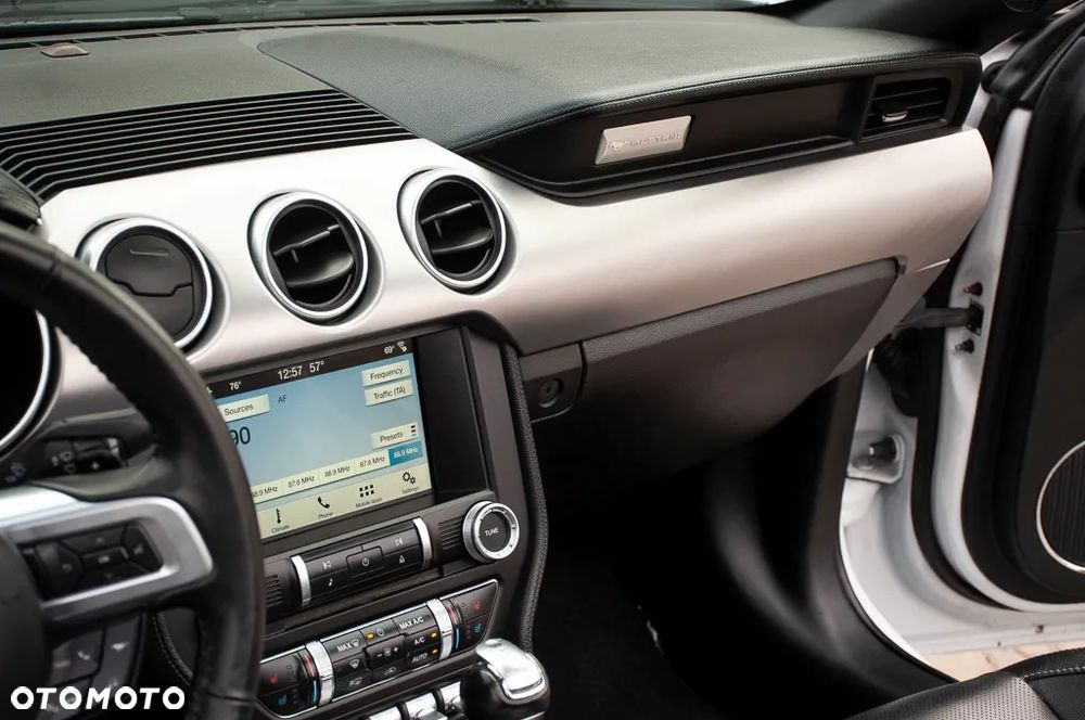 Ford Mustang 5.0 Ti-VCT V8 GT - 40