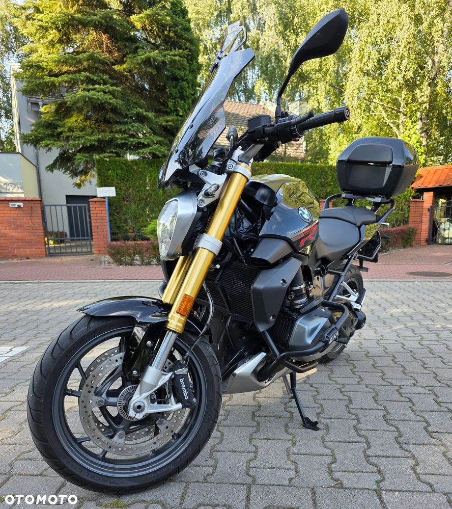 BMW R - 2