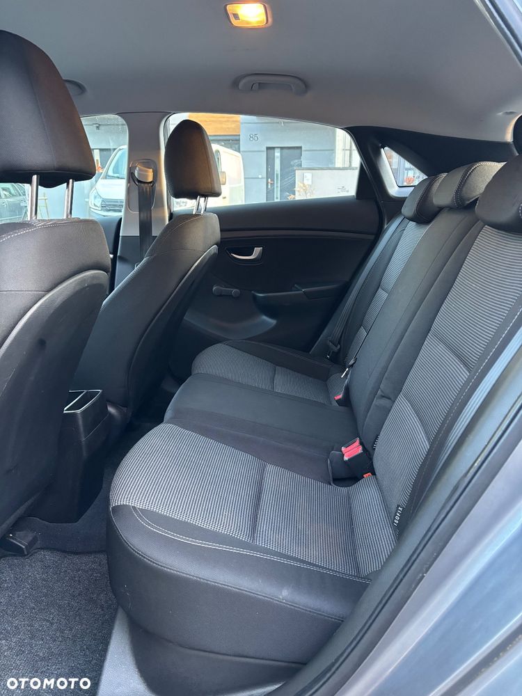 Hyundai i30 1.4 Style - 12