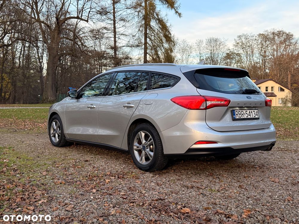 Ford Focus 1.0 EcoBoost Start-Stopp-System ACTIVE DESIGN - 2