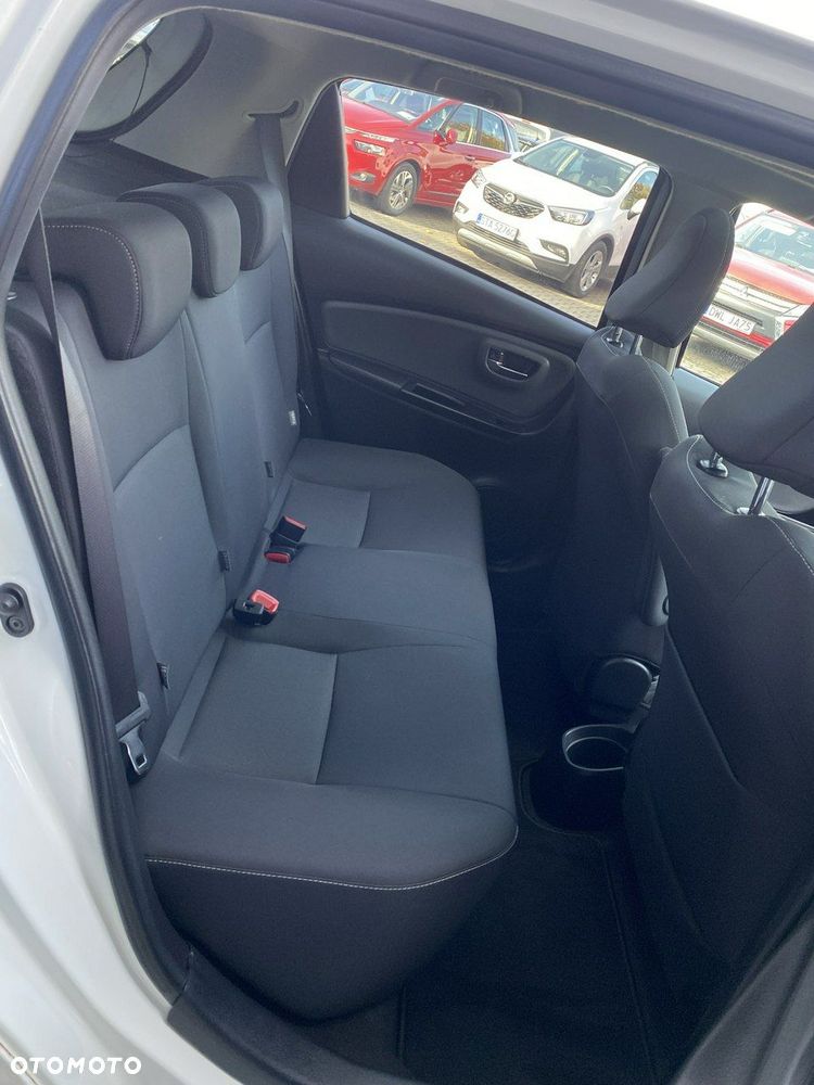 Toyota Yaris - 18