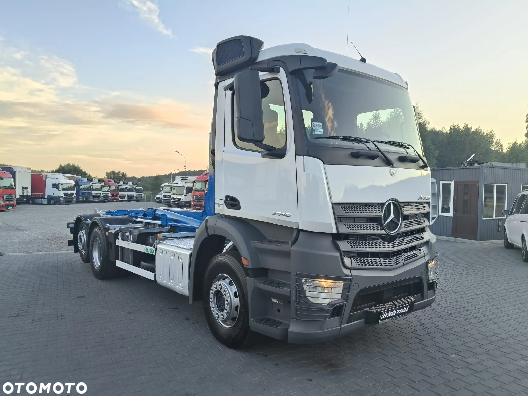 Mercedes-Benz ANTOS 2540 / 6x2 / HAKOWIEC 20t / EURO 6 / - 14