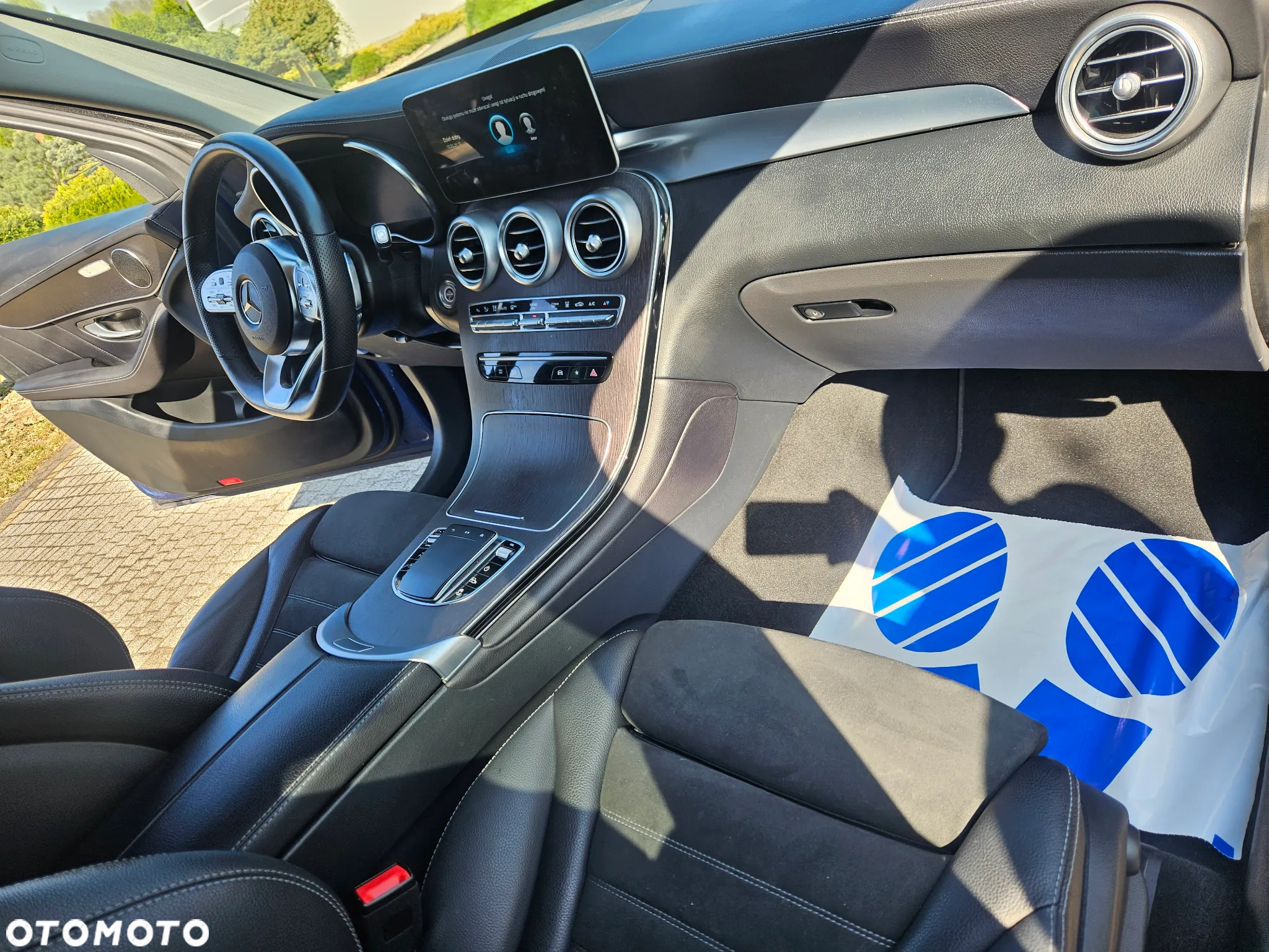 Mercedes-Benz GLC - 13