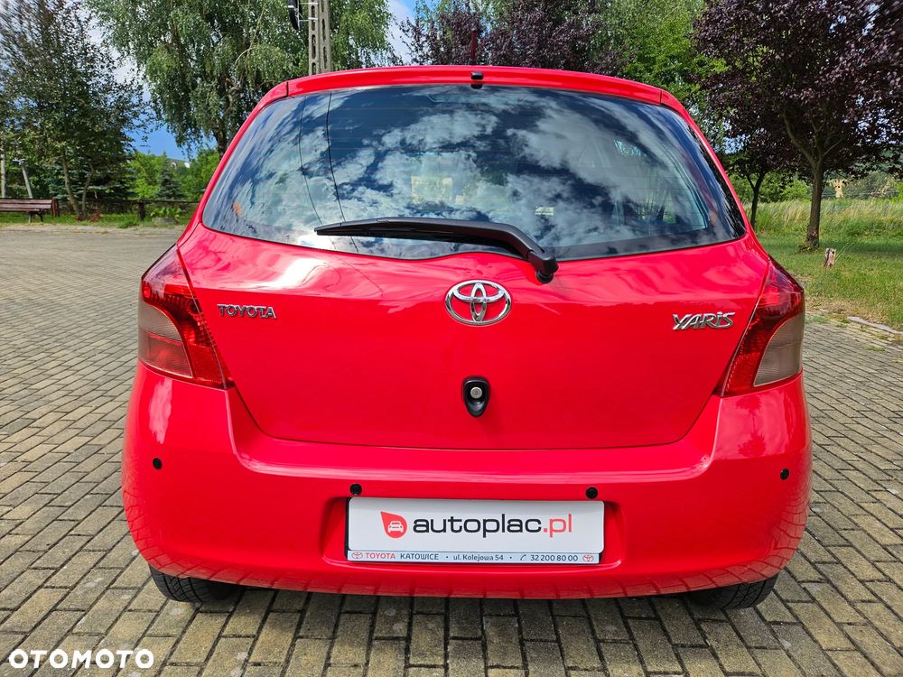 Toyota Yaris 1.0 Terra - 9