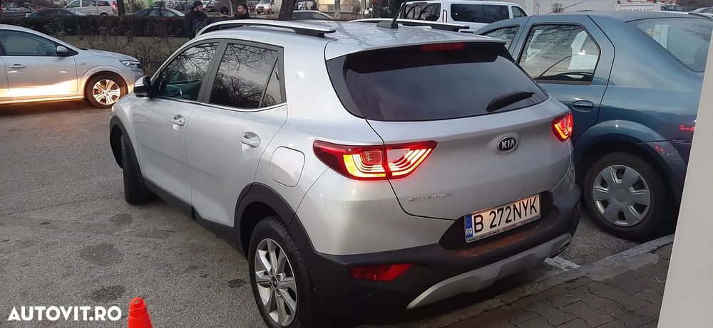 Kia Stonic 1.2 GSL Urban - 5