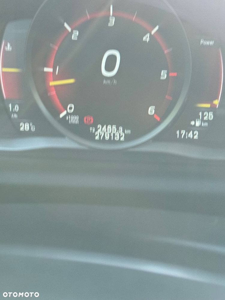 Volvo XC 60 D4 AWD Ocean Race - 13
