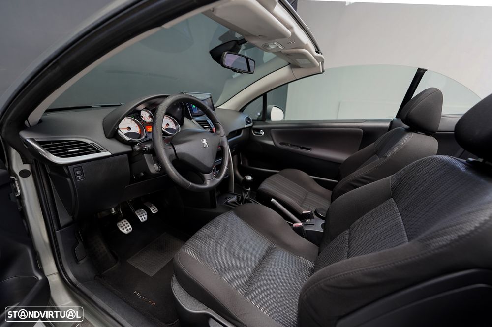 Peugeot 207 CC 1.6 HDi Sport FAP - 14