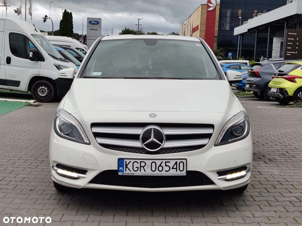 Mercedes-Benz Klasa B 220 d 7G-DCT AMG Line - 2