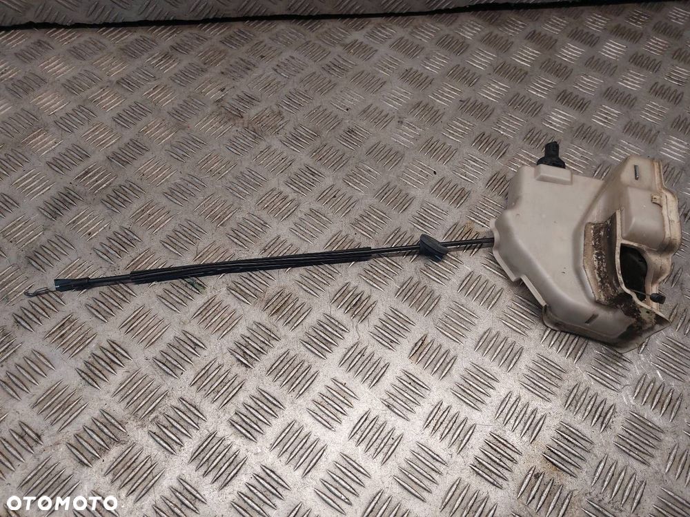 ZAMEK DRZWI PRAWY PRZÓD VOLKSWAGEN GOLF V 1K0837350 3D1837016 - 1