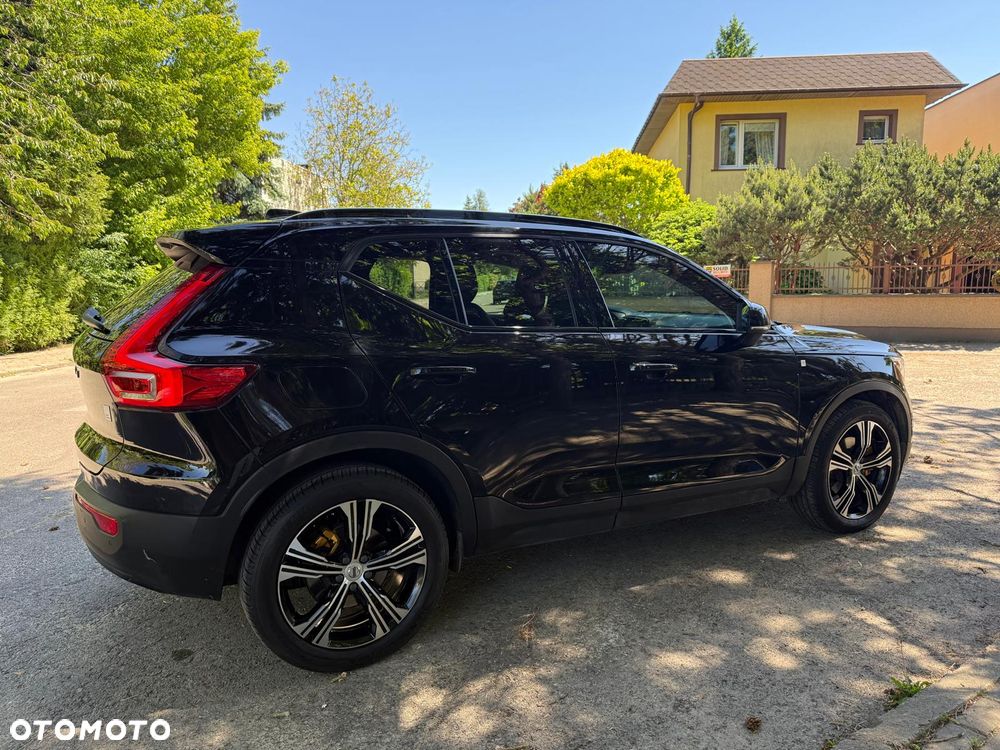 Volvo XC 40 T5 AWD R-Design - 3