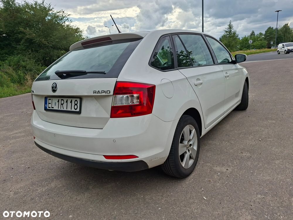 Skoda RAPID 1.6 TDI DPF Ambition - 8