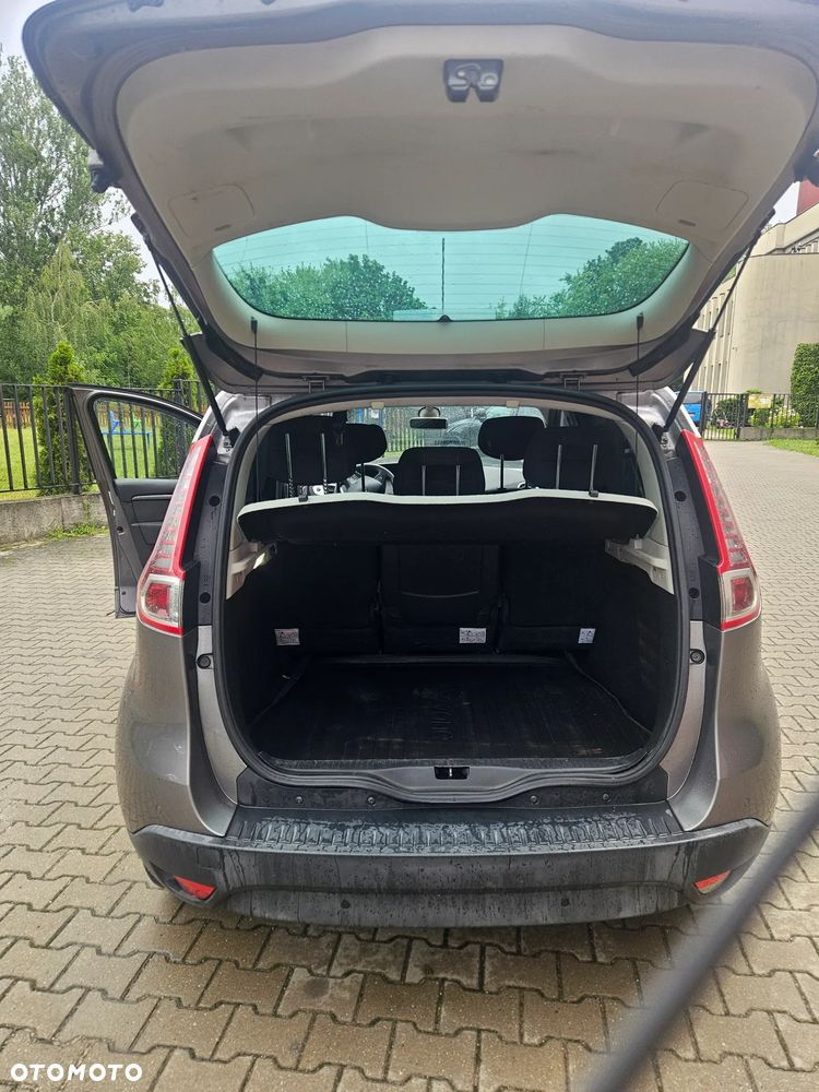 Renault Scenic - 11