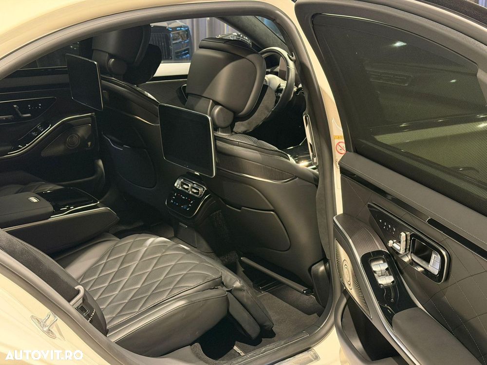 Mercedes-Benz S - 25