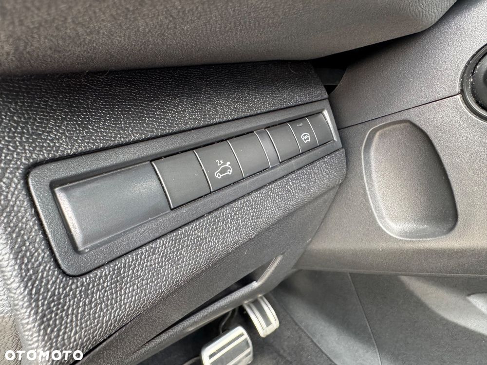 Peugeot 3008 BlueHDi 180 Stop & Start EAT6 GT - 31