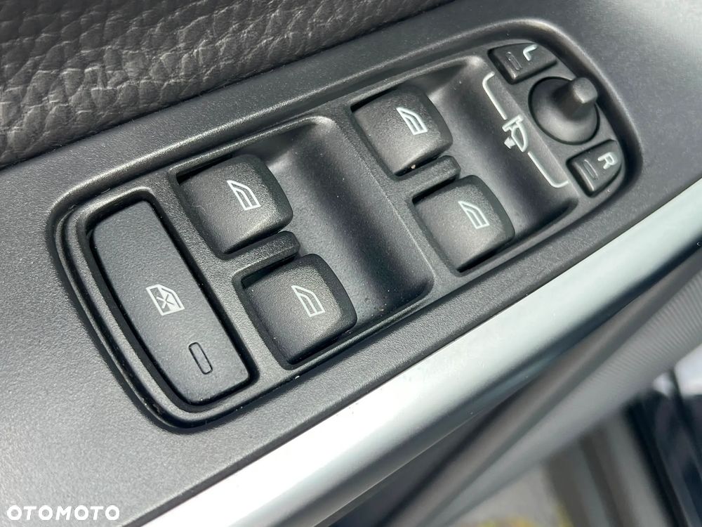 Volvo XC 60 T5 Summum - 29