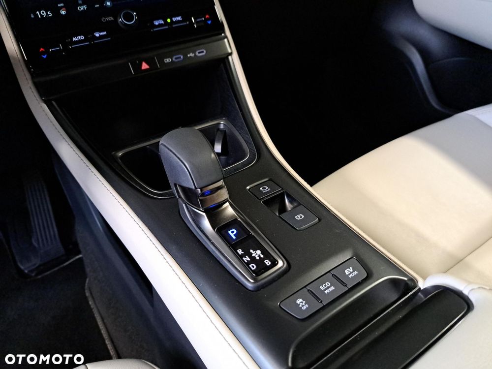 Lexus LBX 1.5 Hybrid Elegant - 22