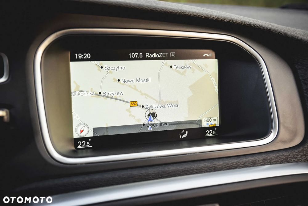 Volvo V40 D2 Momentum - 23