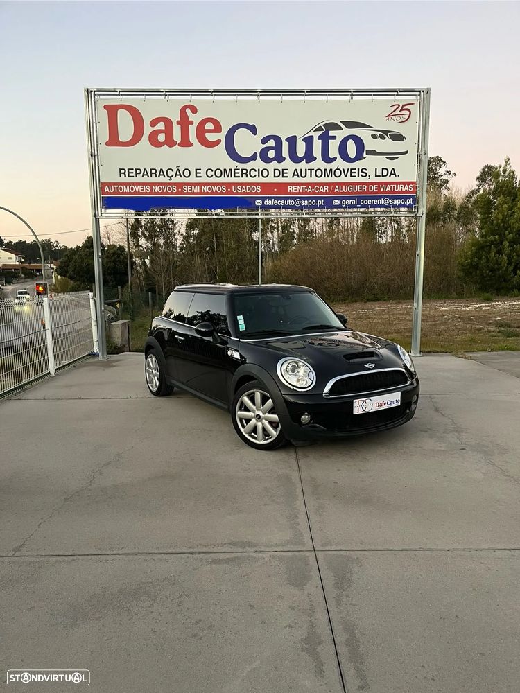 MINI 3 Portas Cooper S - 1