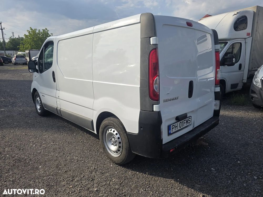 Renault TRAFIC - 5