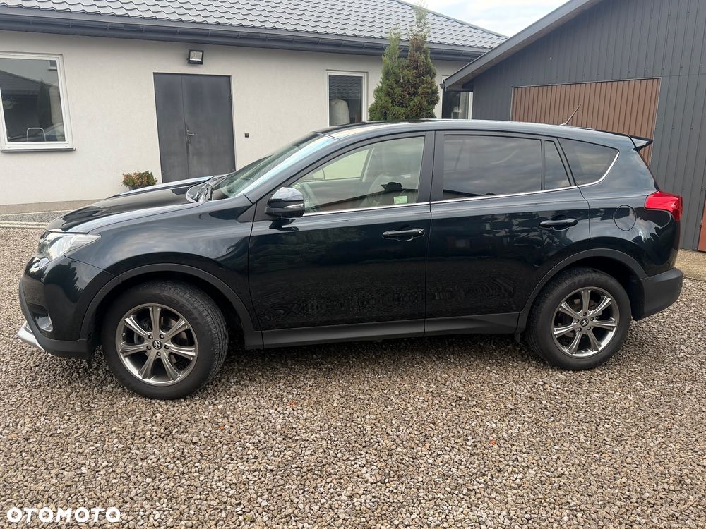 Toyota Rav4 2015 photo 3