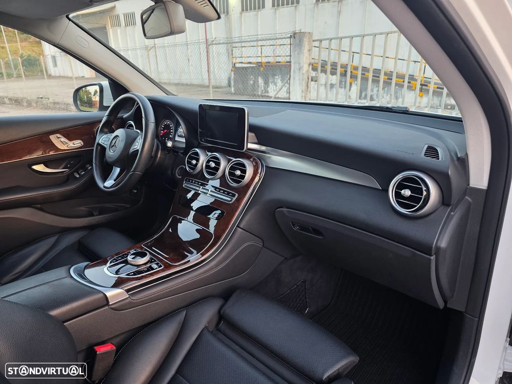 Mercedes-Benz GLC 250 d 4Matic 9G-TRONIC Exclusive - 16