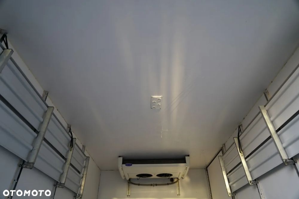 Iveco DAILY 35-130 / CHŁODNIA / AGREGAT CARRIER PULSOR 400 / - - 24