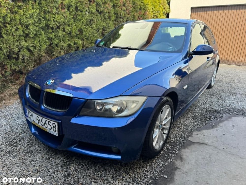 BMW Seria 3 318i - 3