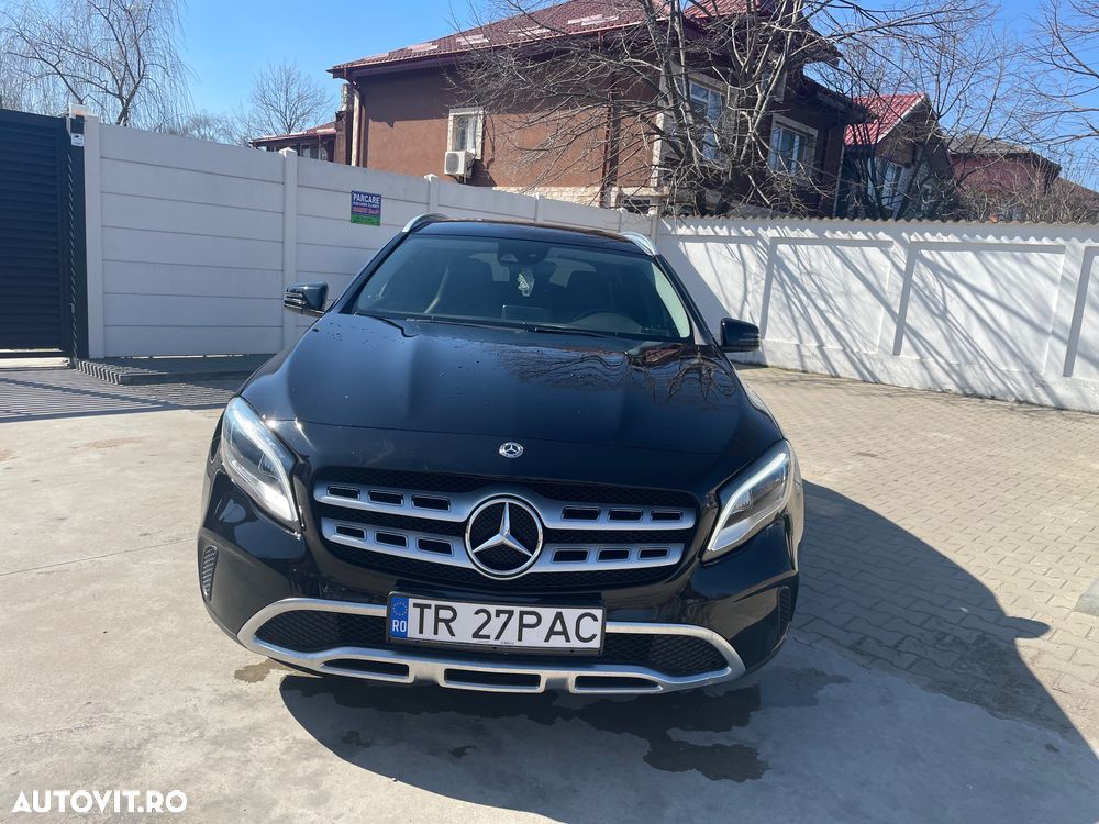 Mercedes-Benz GLA 200 d 4MATIC Aut. - 1