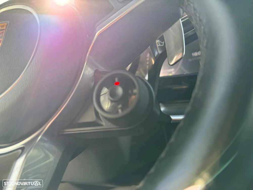 Porsche Panamera 4 E-Hybrid - 23