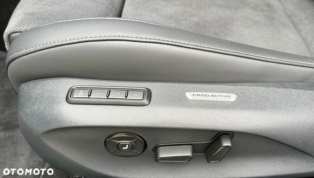 Volkswagen Passat 2.0 TDI SCR Business Plus DSG - 27