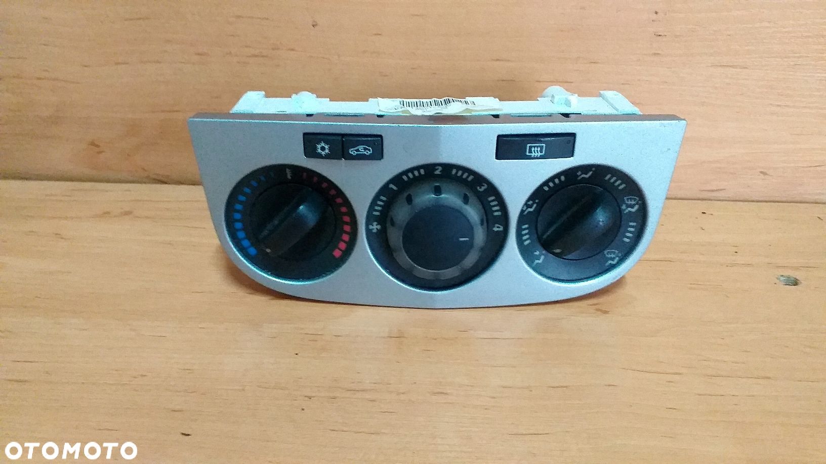 Panel nawiewu Opel Corsa D Lift 466119570 5P2715911 - 1
