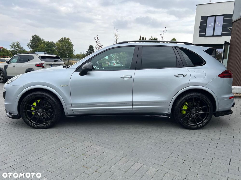 Porsche Cayenne - 7
