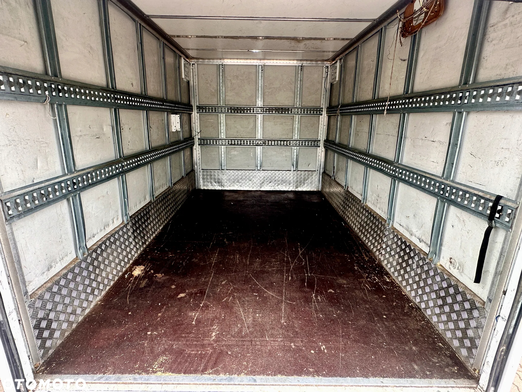 Iveco DAILLY - 25