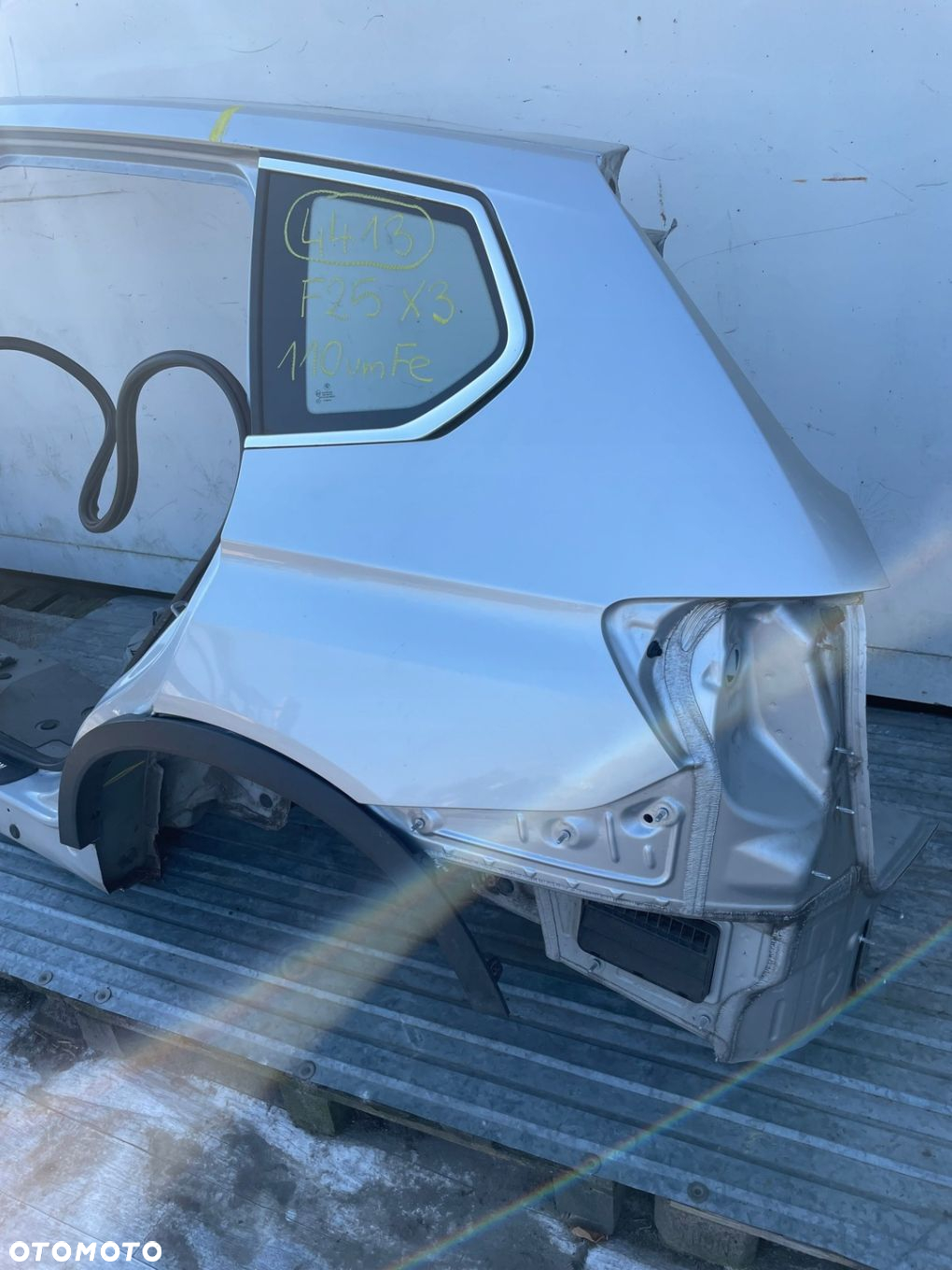 Blotnik cwiartka szyba listwa lewy tyl 354/7 TITANSILBER BMW X3 F25 110umFe - 5