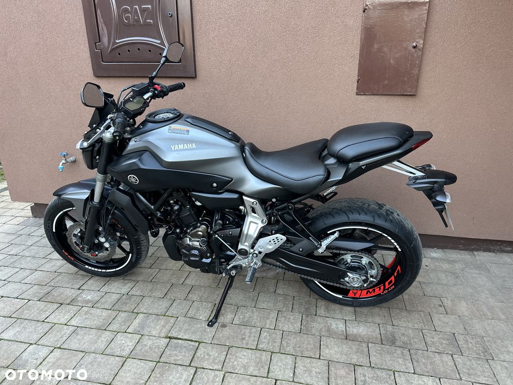 Yamaha MT - 20