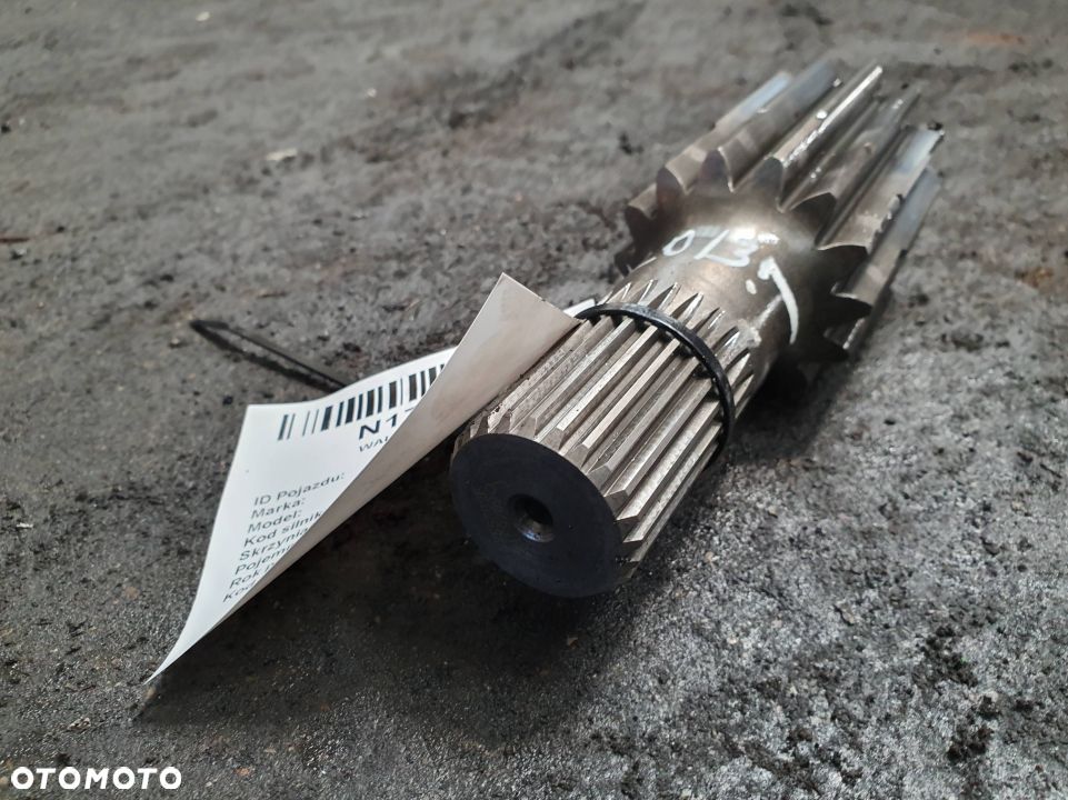 WAŁEK TRAKTOR JOHN DEERE 5090M - 2