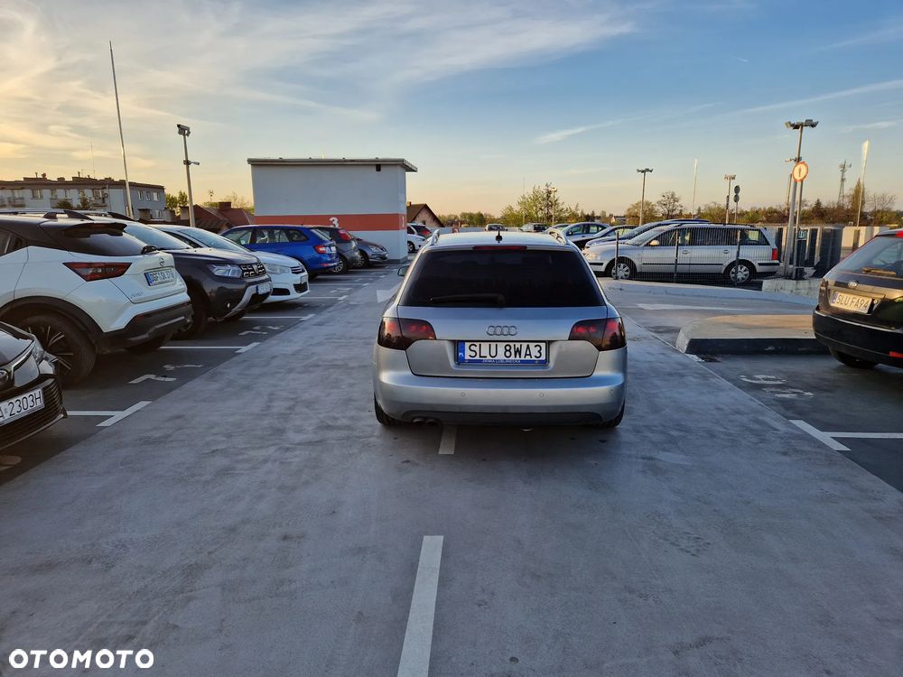 Audi A4 Avant 2.0 TDI - 5