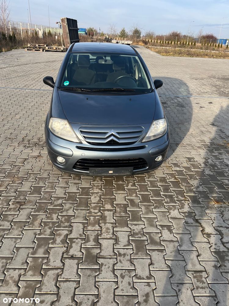 Citroën C3 1.1 First Tonic - 1