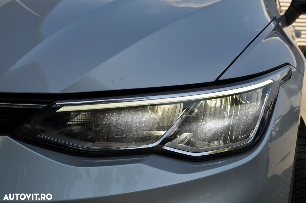 Volkswagen Golf 2.0 TDI SCR DSG Life - 12