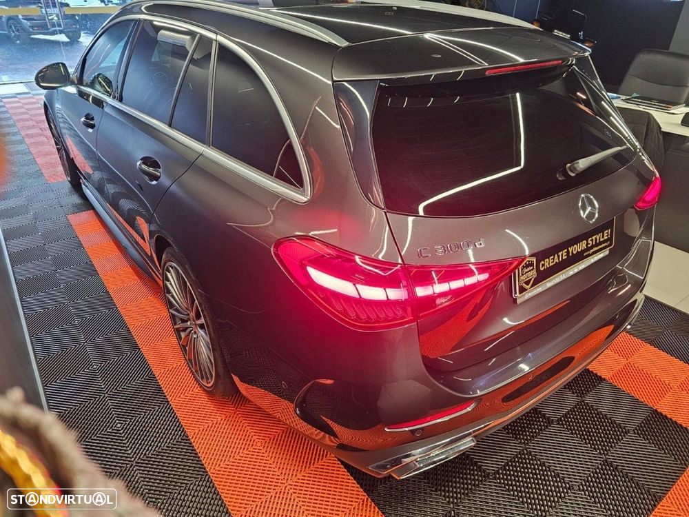 Mercedes-Benz C 300 - 12